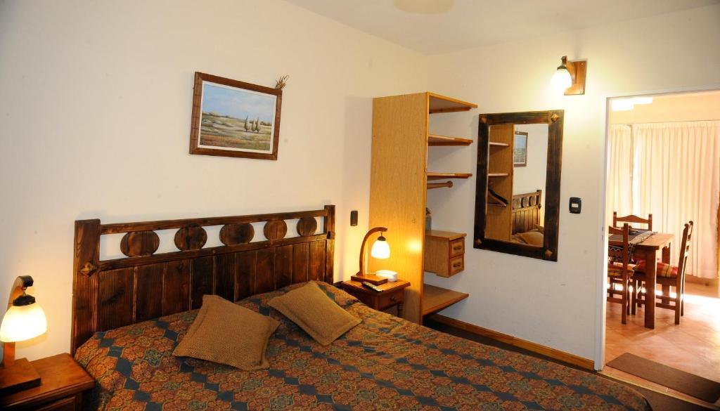 Puente Austral Aparthotel San Carlos de Bariloche Ruang foto