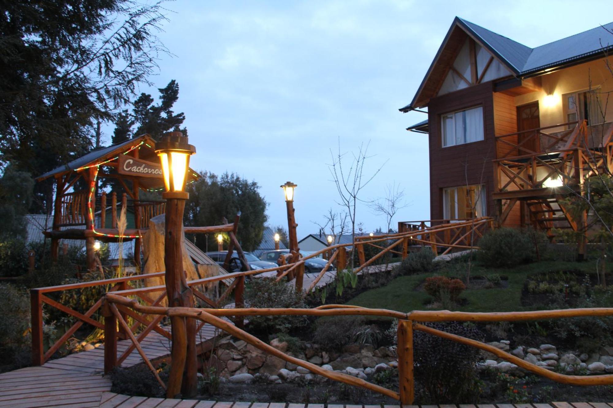 Puente Austral Aparthotel San Carlos de Bariloche Bagian luar foto