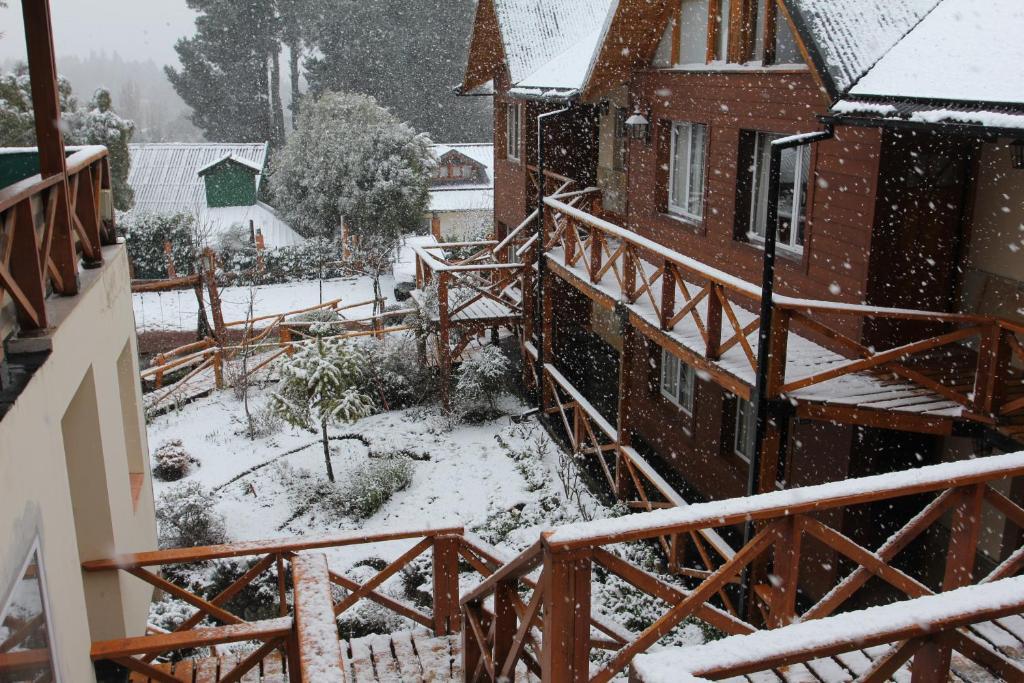 Puente Austral Aparthotel San Carlos de Bariloche Bagian luar foto